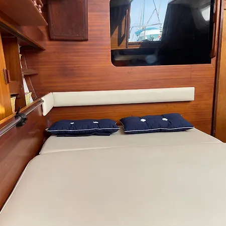 Alloggio Barca A Vela Cagliari Hotel