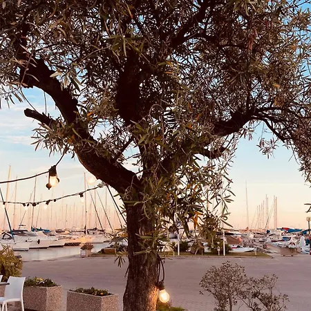 Alloggio Barca A Vela Cagliari Hotel